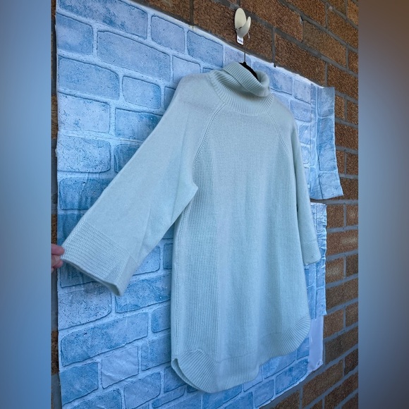 Soft by naadam cashmere mint green sweater xs - Picture 3 of 6
